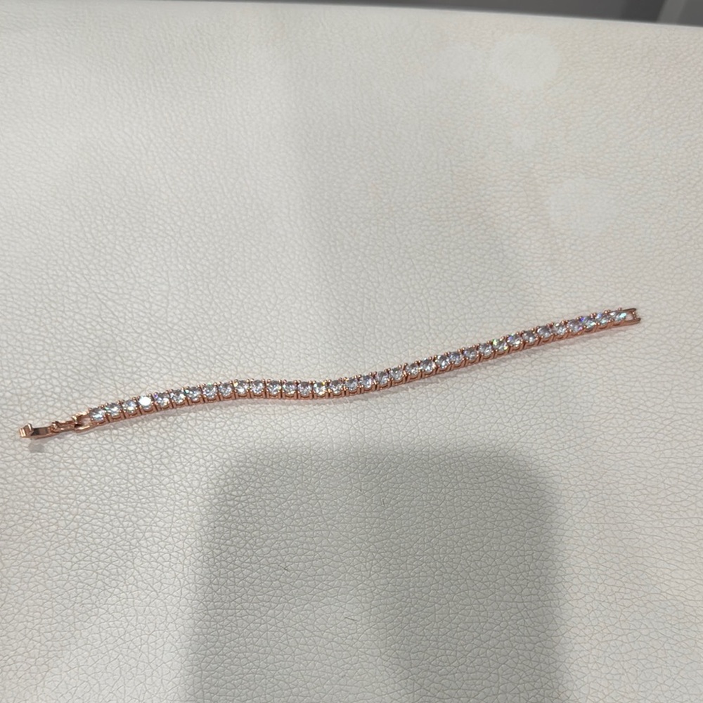Elegant Rose Gold Bracelet